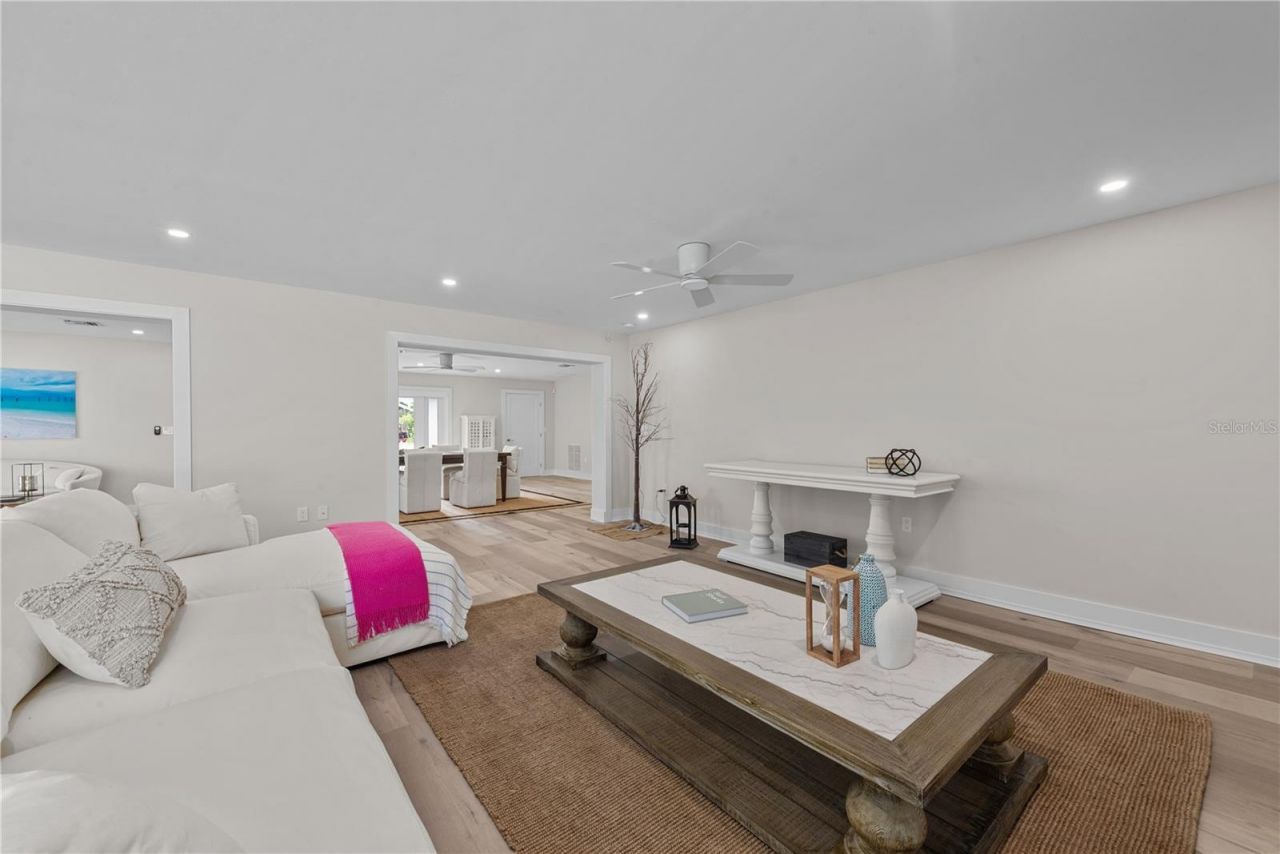 7987 Estero Boulevard, Fort Myers Beach, FL 33931 Photo