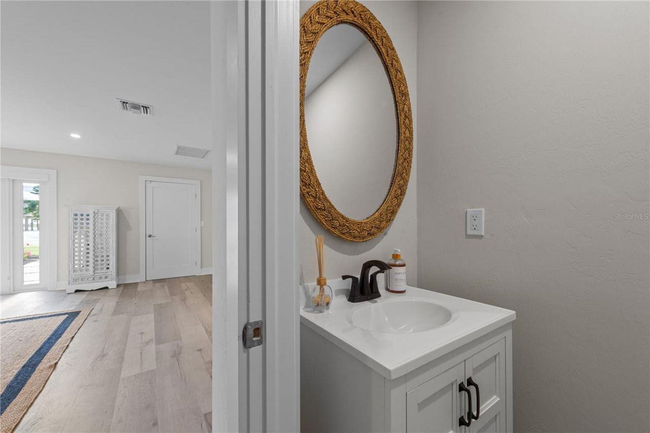 7987 Estero Boulevard, Fort Myers Beach, FL 33931 Photo