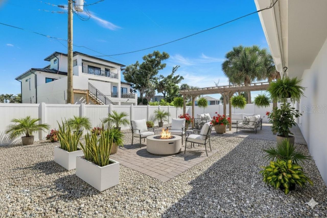 7987 Estero Boulevard, Fort Myers Beach, FL 33931 Photo