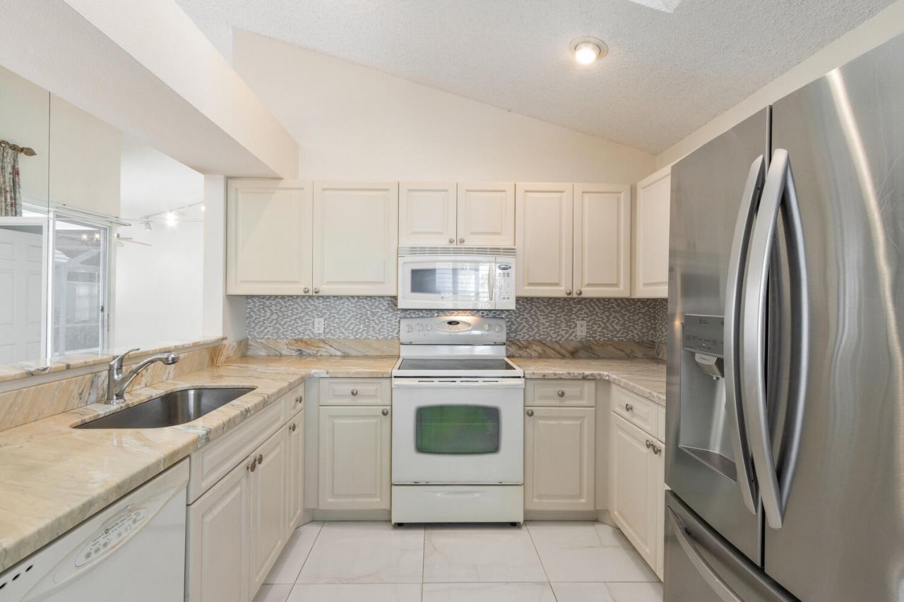 5 Brighton Court, Palm Beach Gardens, FL 33418 Photo