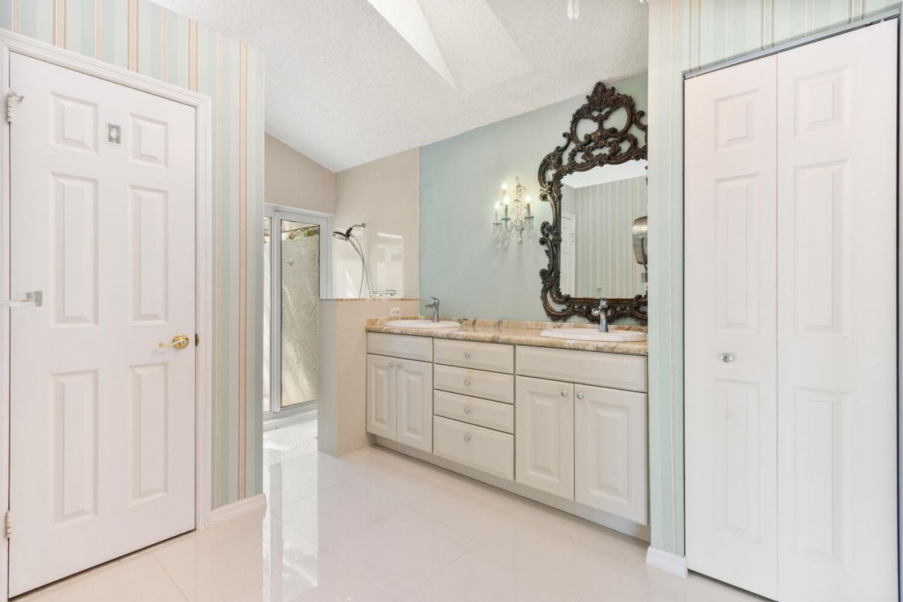 5 Brighton Court, Palm Beach Gardens, FL 33418 Photo