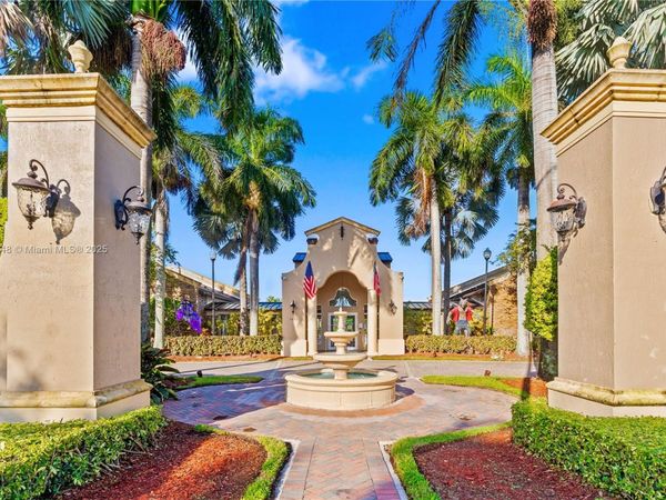 1398 NE 33rd Ave, Unit 201-25, Homestead, FL 33033