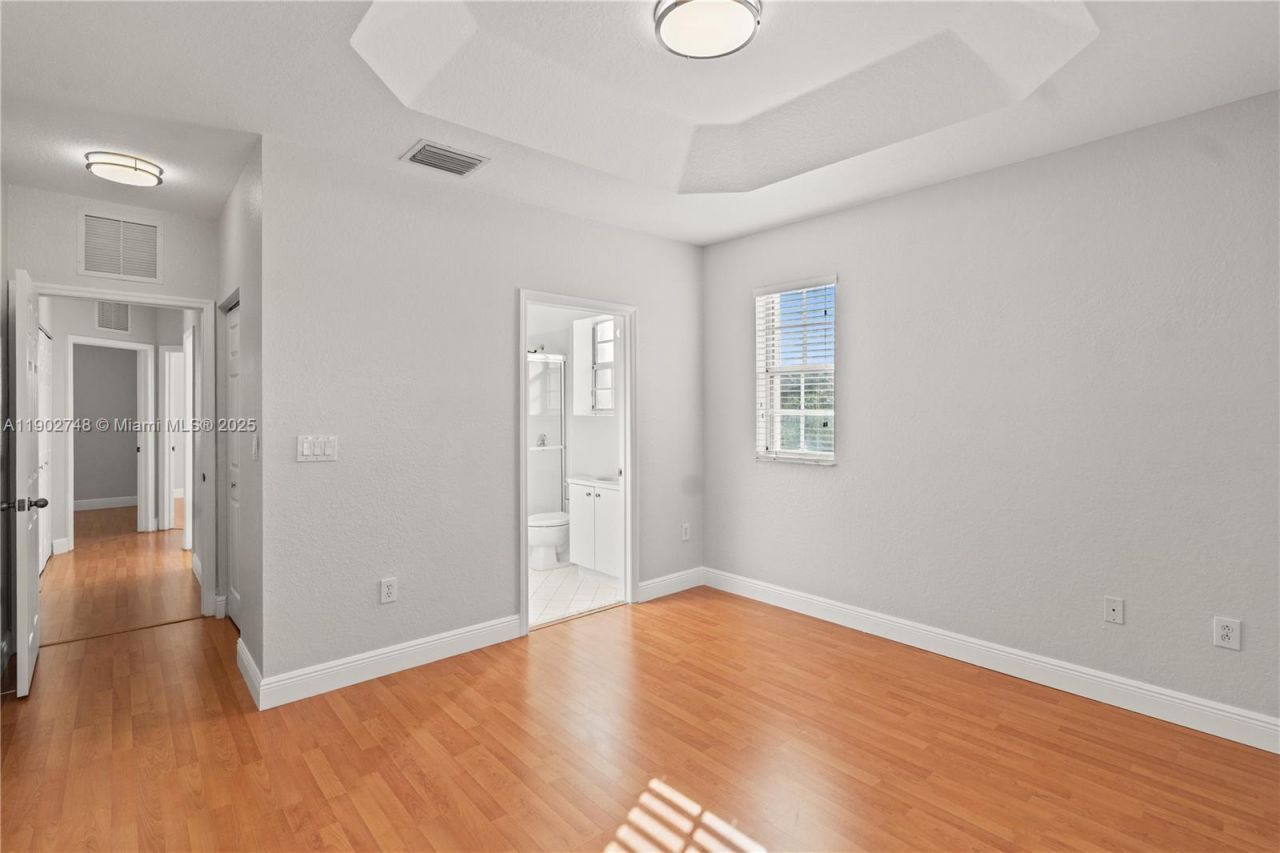 1398 NE 33rd Ave, Unit 201-25, Homestead, FL 33033 Photo