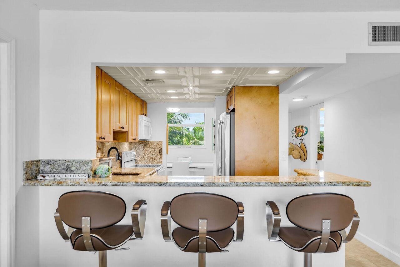 88540 Overseas Highway, Unit 101, Islamorada, FL 33070 Photo