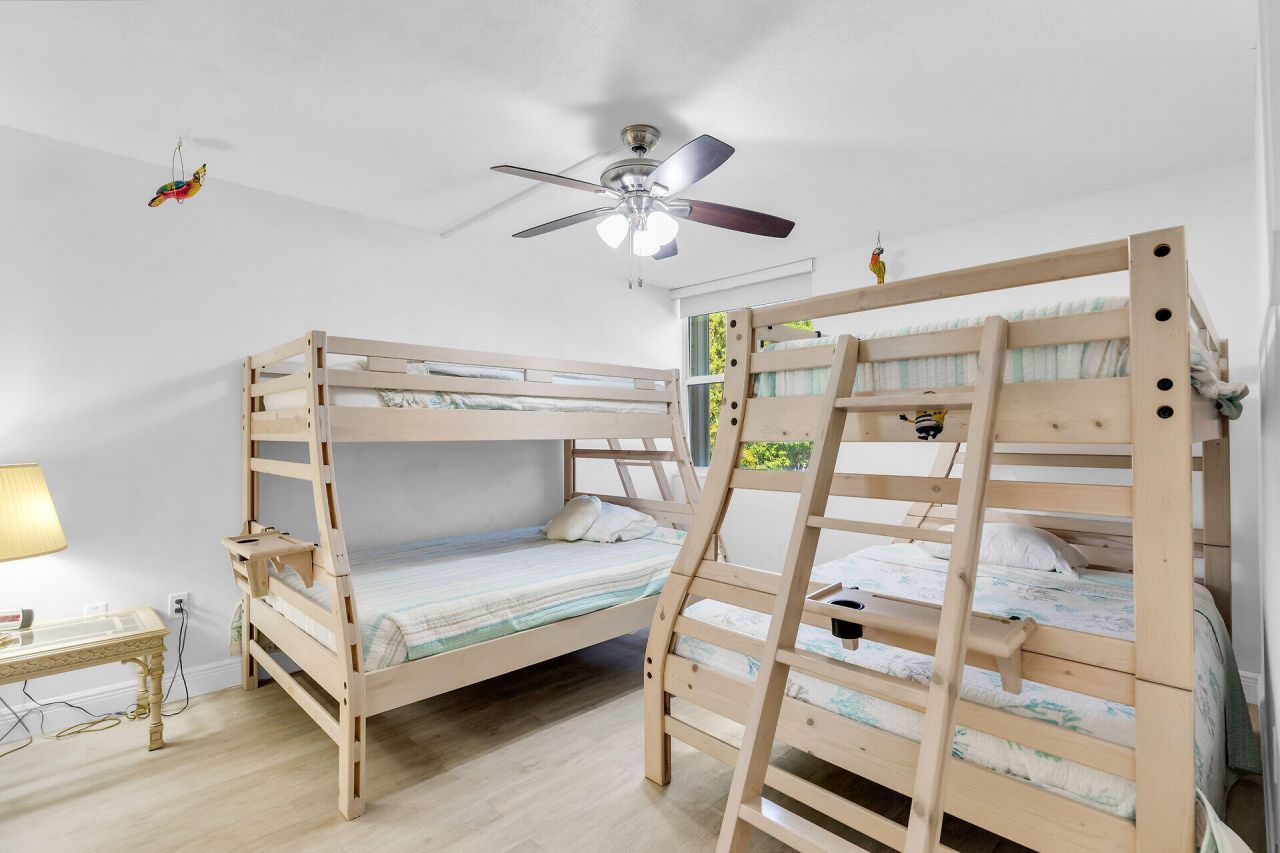 88540 Overseas Highway, Unit 101, Islamorada, FL 33070 Photo