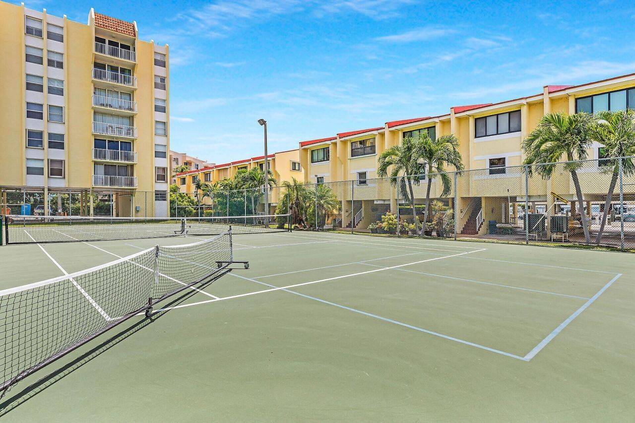 88540 Overseas Highway, Unit 101, Islamorada, FL 33070 Photo