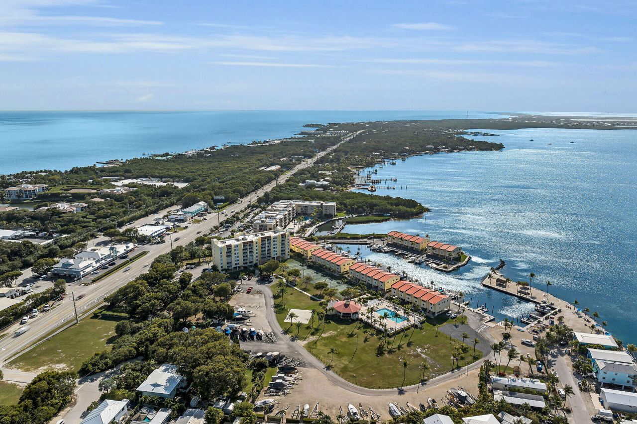 88540 Overseas Highway, Unit 101, Islamorada, FL 33070 Photo