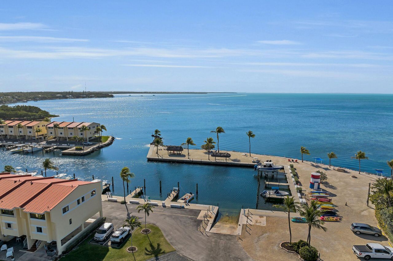 88540 Overseas Highway, Unit 101, Islamorada, FL 33070 Photo