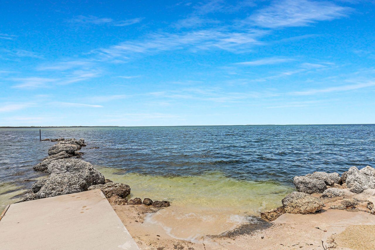 88540 Overseas Highway, Unit 101, Islamorada, FL 33070 Photo