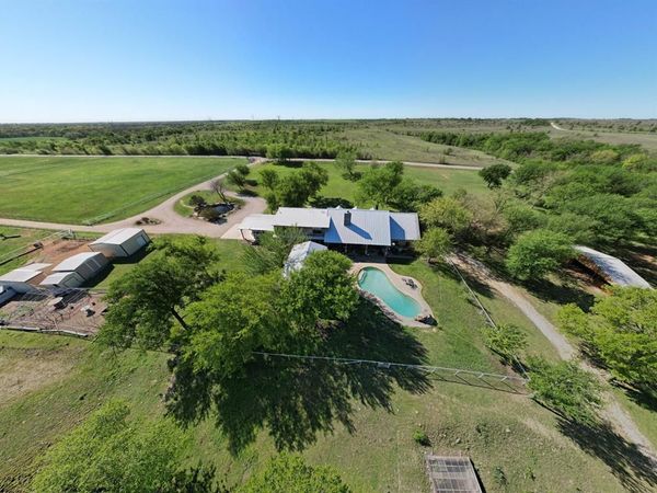 9494 Waide Road, Sanger, TX 76266