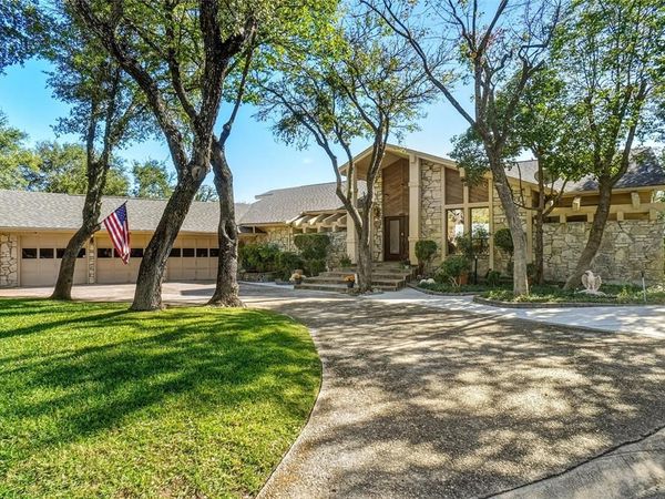 7909 Woodharbor Drive, Fort Worth, TX 76179