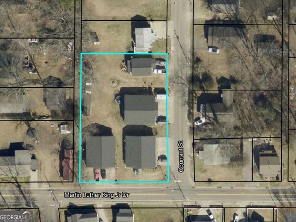 112 Martin Luther King Jr., Cartersville, GA 30120