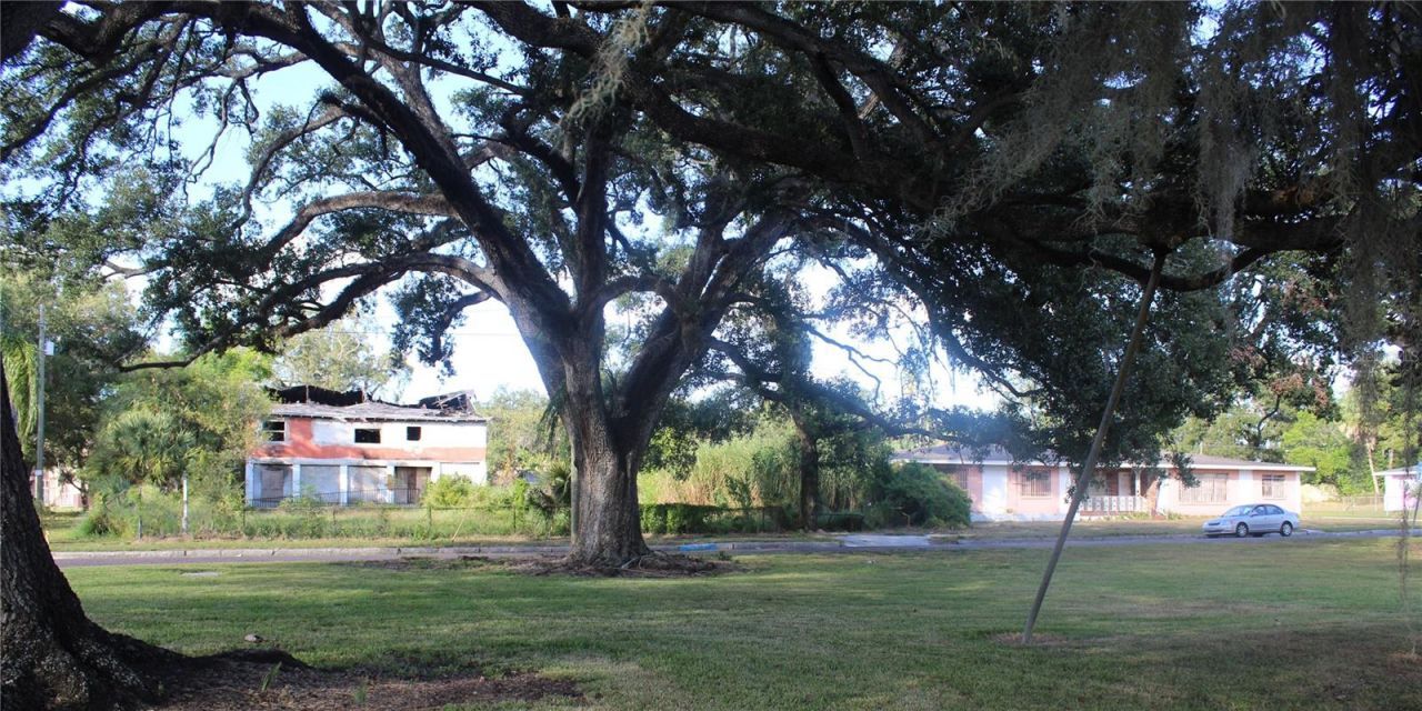 414 - 418 E Emily Street, Tampa, FL 33603 Photo