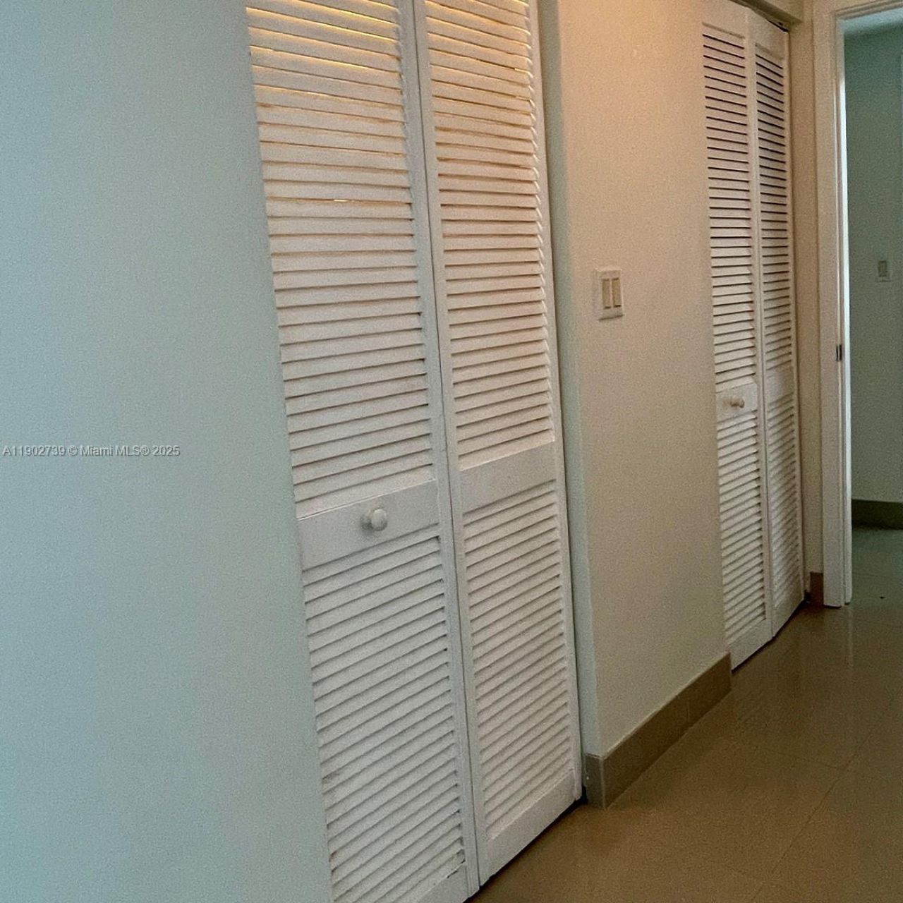 335 S Biscayne Blvd, Unit 2200, Miami, FL 33131 Photo