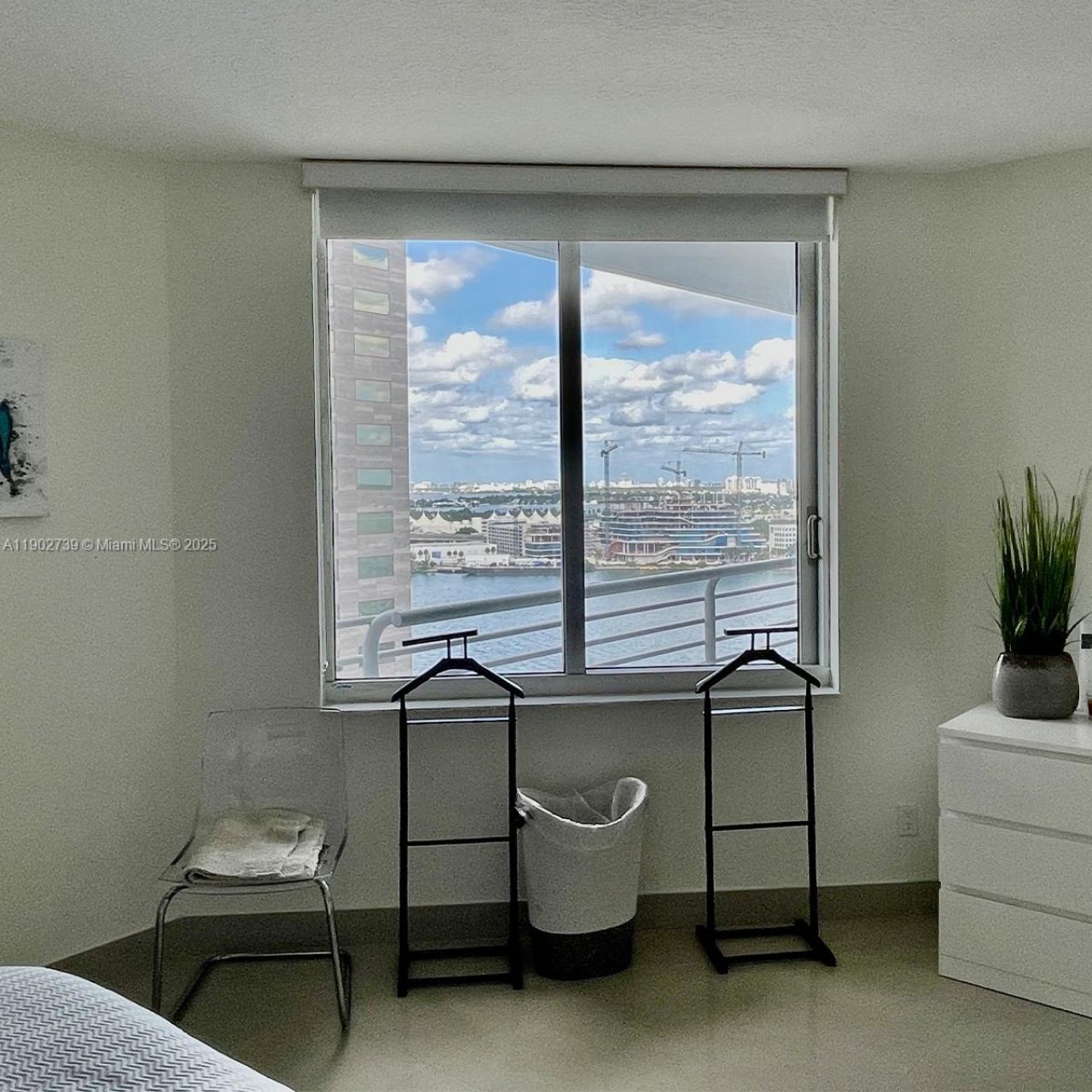 335 S Biscayne Blvd, Unit 2200, Miami, FL 33131 Photo