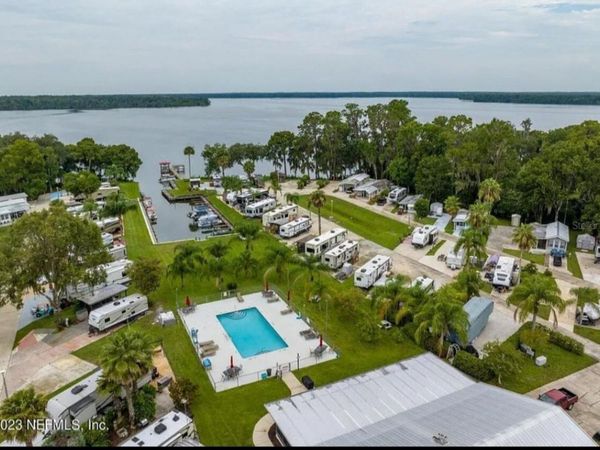 1074 FRONT STREET, Unit 51, WELAKA, FL 32193