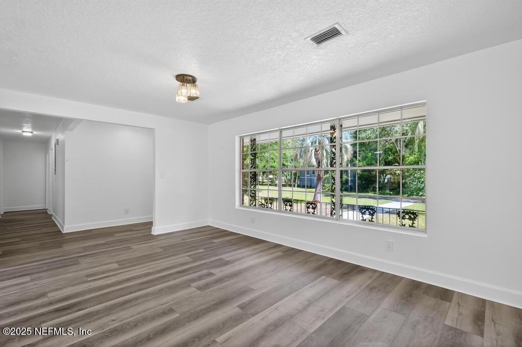 9414 Carbondale Drive E, Jacksonville, FL 32208 Photo