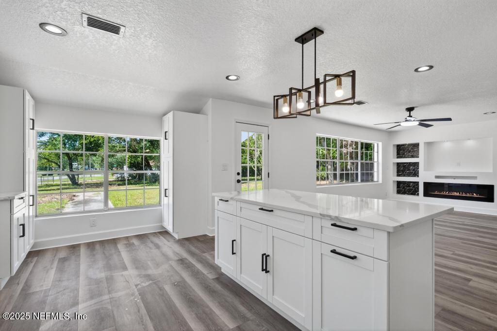 9414 Carbondale Drive E, Jacksonville, FL 32208 Photo