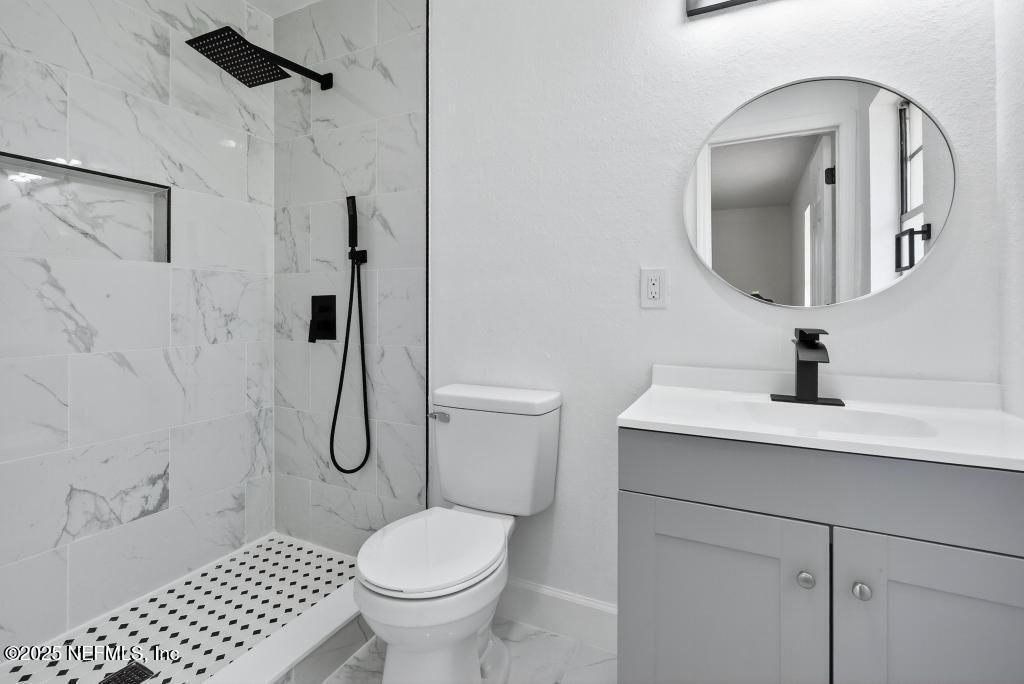 9414 Carbondale Drive E, Jacksonville, FL 32208 Photo