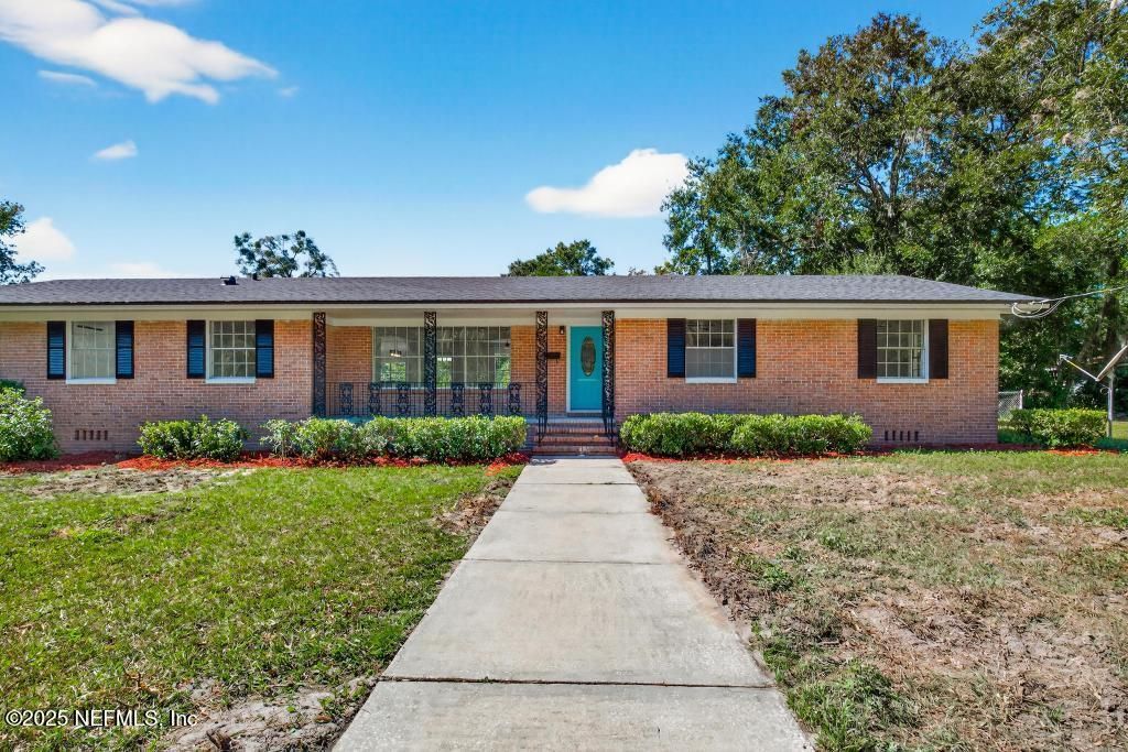 9414 Carbondale Drive E, Jacksonville, FL 32208 Photo