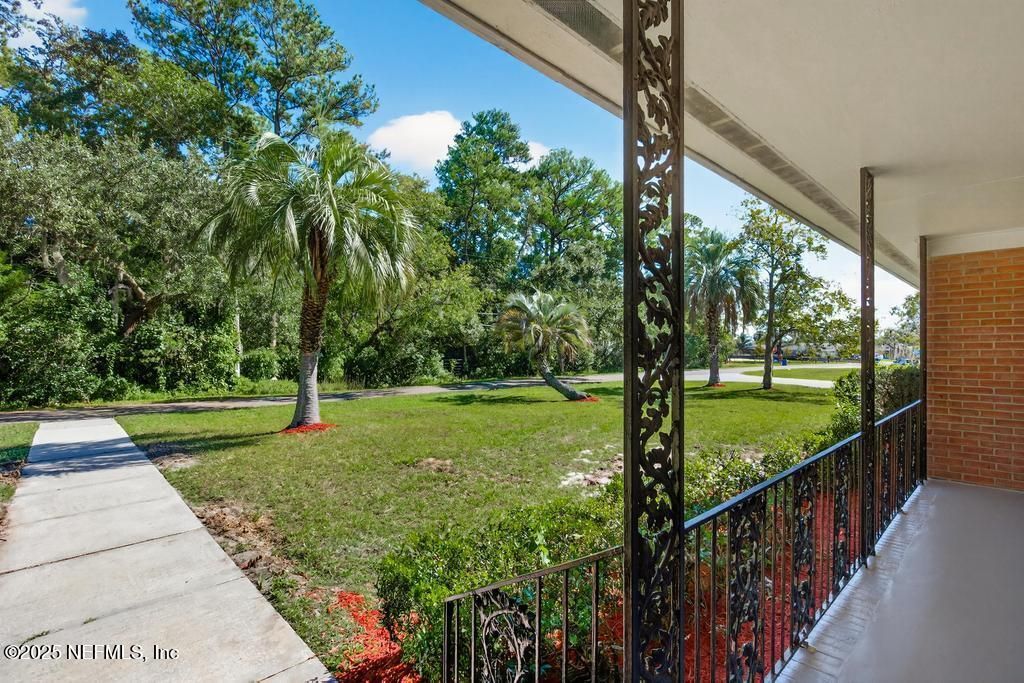 9414 Carbondale Drive E, Jacksonville, FL 32208 Photo