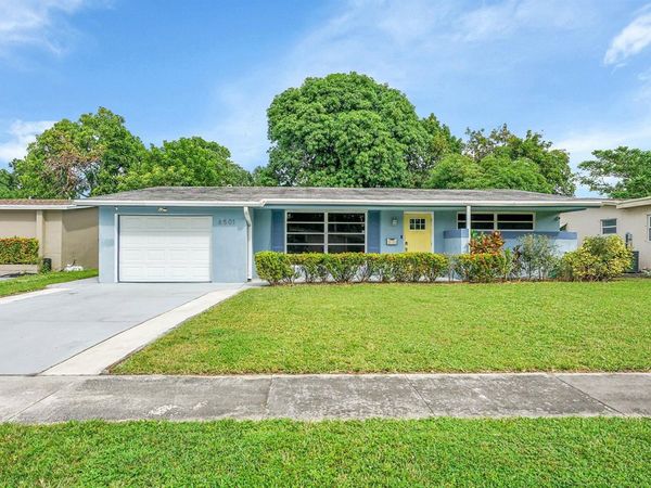 6501 NW 24th Ct, Sunrise, FL 33313