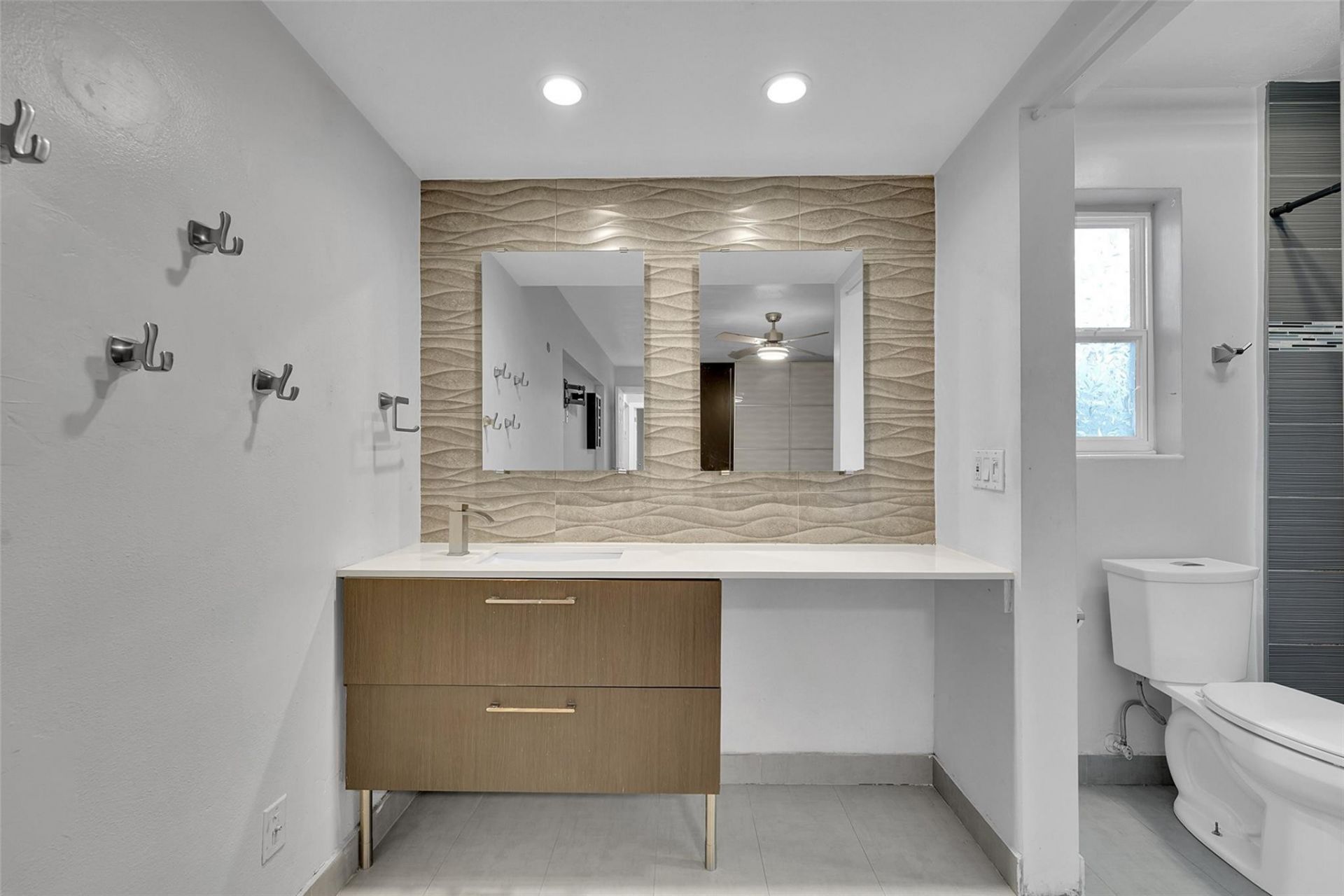 6501 NW 24th Court, Sunrise, FL 33313 Photo