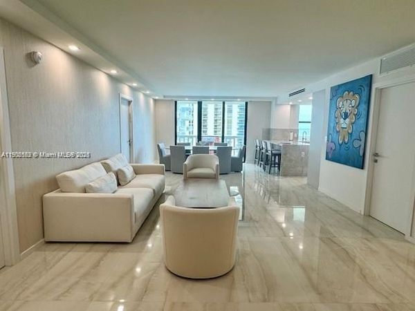 9801 Collins Ave, Unit 14E, Bal Harbour, FL 33154