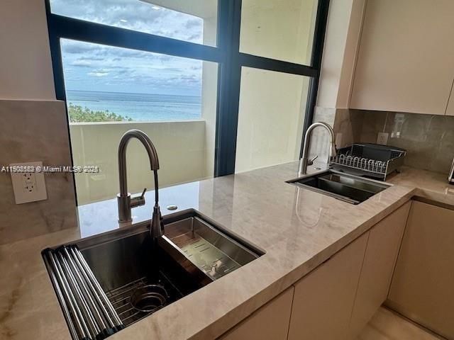 9801 Collins Ave, Unit 14E, Bal Harbour, FL 33154 Photo