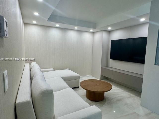 9801 Collins Ave, Unit 14E, Bal Harbour, FL 33154 Photo