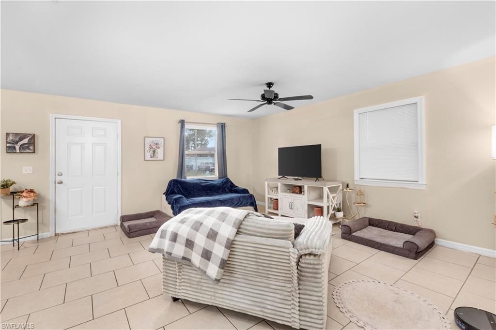 4204 34th St Sw, Lehigh Acres, FL 33976 Photo