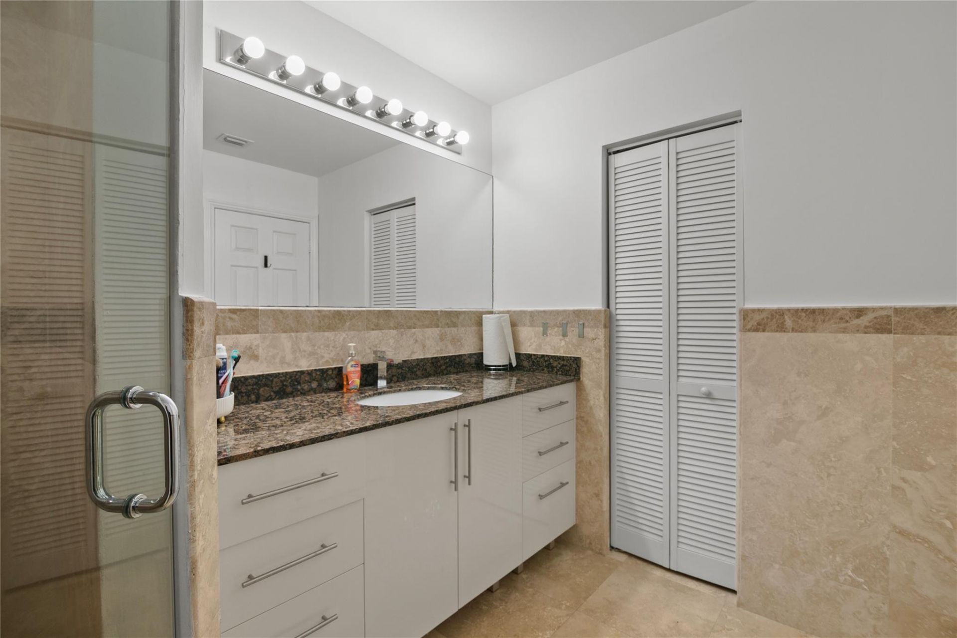 732 NE 15th Avenue, Fort Lauderdale, FL 33304 Photo