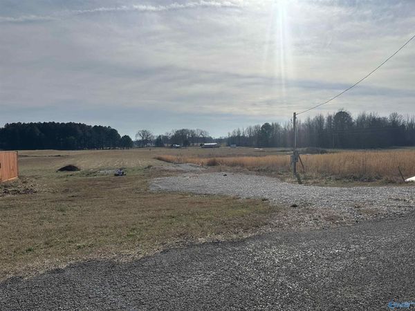 7066 Vivians Road, Anderson, AL 35610