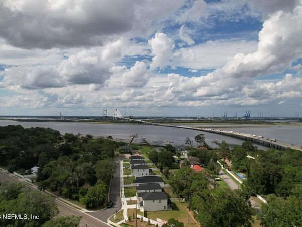 3605 WELLS LANDING Court, Jacksonville, FL 32277