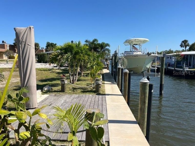 766 Saint Judes Drive N, Longboat Key, FL 34228 Photo