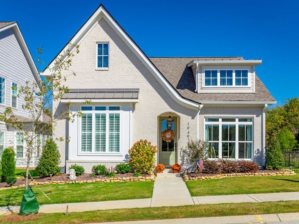 1949 Farmstead Drive, Hixson, TN 37343