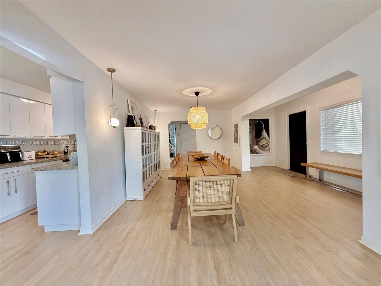 125 NE 150th St, Miami, FL 33161 Photo