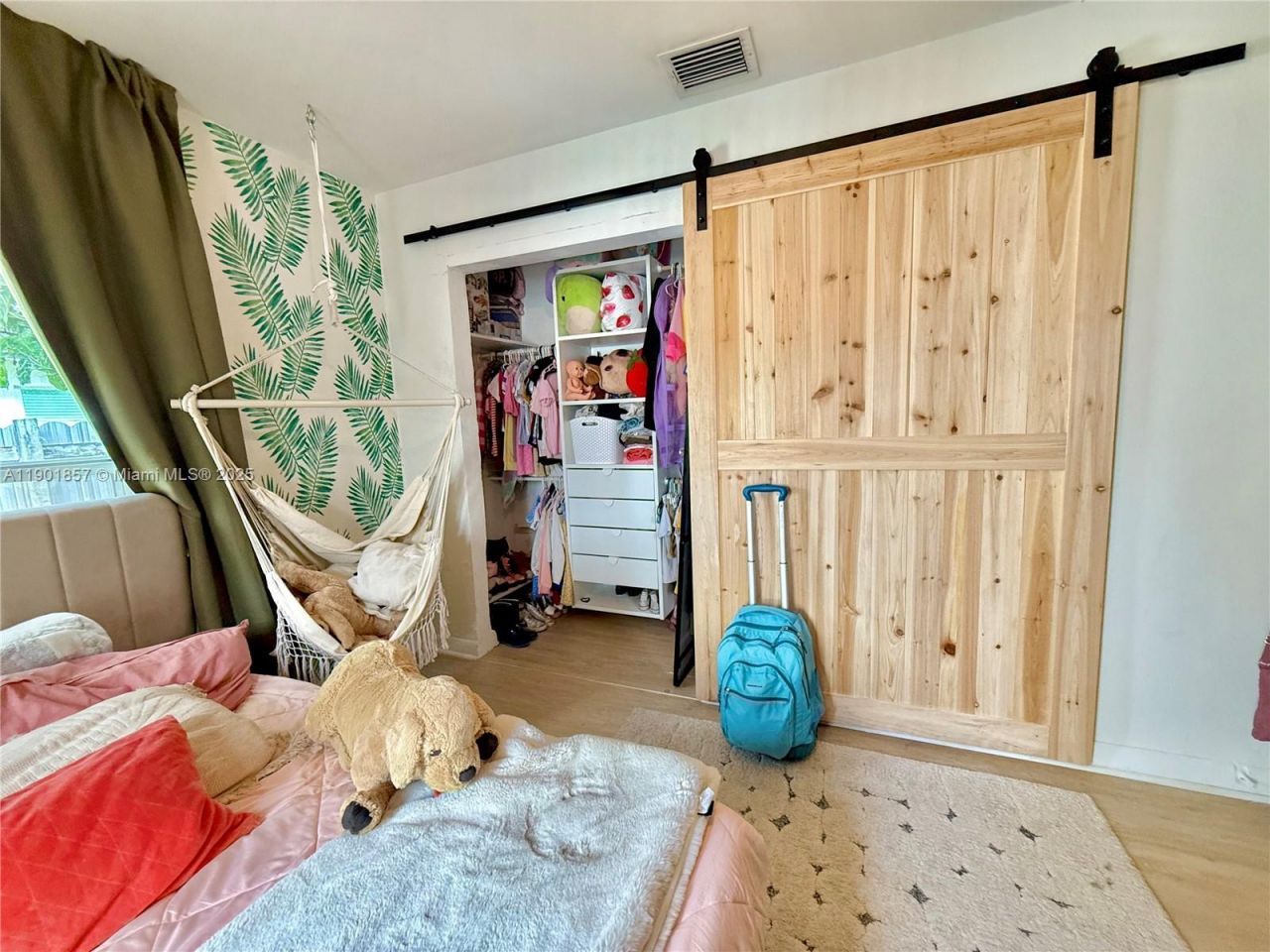 125 NE 150th St, Miami, FL 33161 Photo