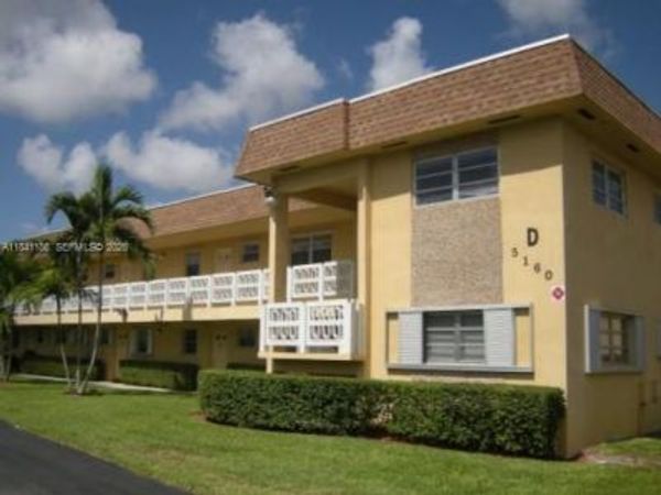 5160 SW 40th Ave, Unit 26D, Dania Beach, FL 33314