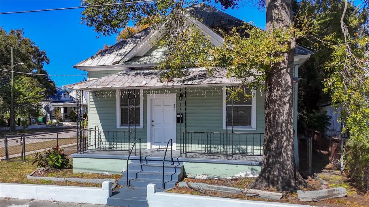 1002 E 14th Avenue, Tampa, FL 33605 Main Photo