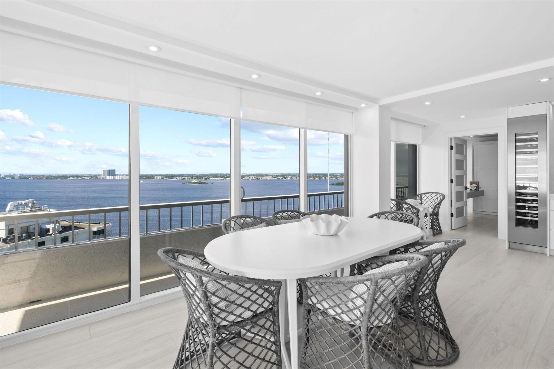 5510 N Ocean Drive, Unit 17b, Singer Island, FL 33404 Photo