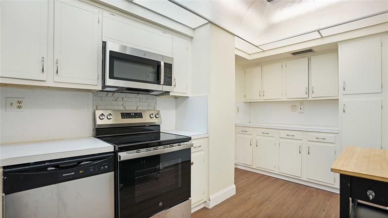 3333 NE 34 Street, Unit 109, Fort Lauderdale, FL 33308 Photo