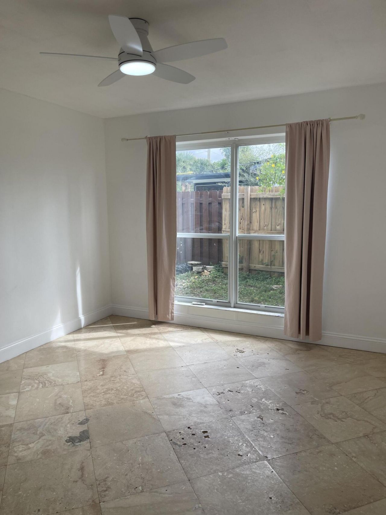 927 W Royal Palm Road, Boca Raton, FL 33486 Photo