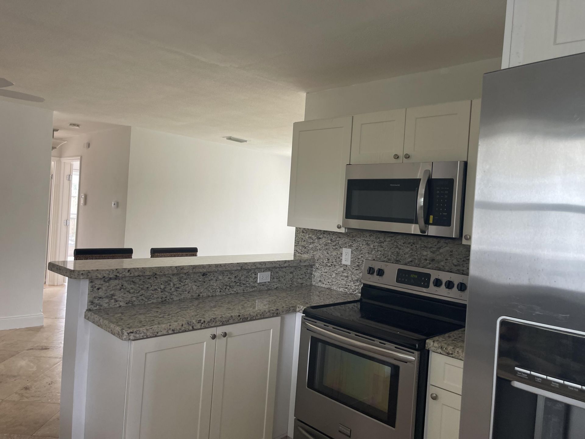 927 W Royal Palm Road, Boca Raton, FL 33486 Photo