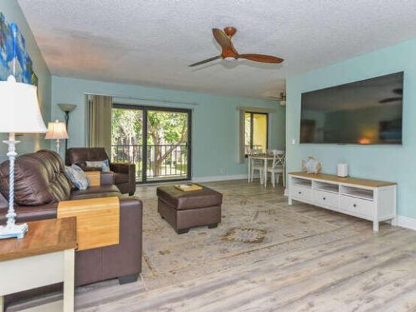 150 Pineview Road, Unit L6, Jupiter, FL 33469