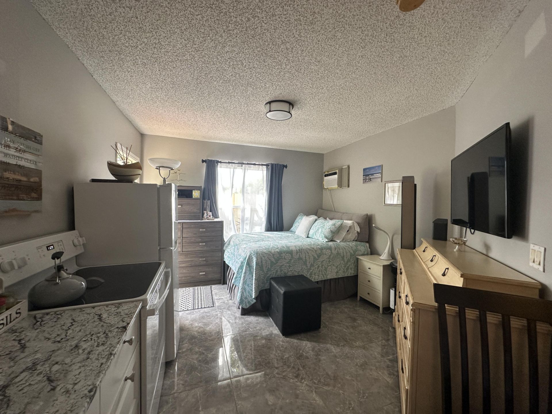 300 NE 42nd Street, Boca Raton, FL 33431 Photo