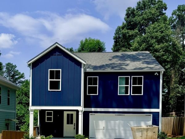 1100 NW WEDGEWOOD Drive, Atlanta, GA 30318