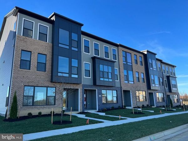 117 SUMMIT POINT BOULEVARD, Unit 17-J, BOWIE, MD 20716