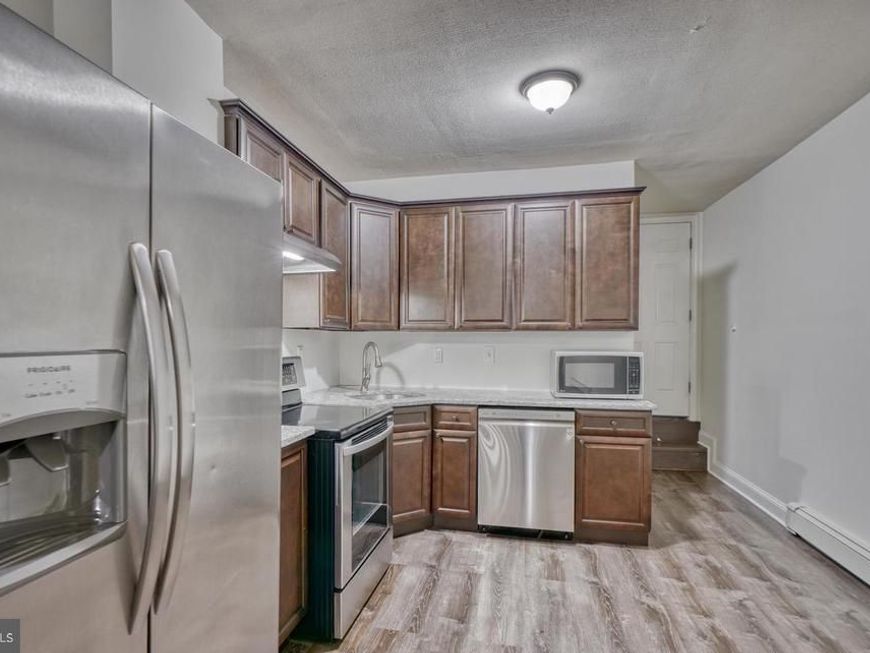 204 N Port Street, Baltimore, MD 21224 Main Photo