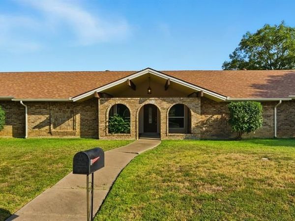 6709 Santiago Avenue, Fort Worth, TX 76133
